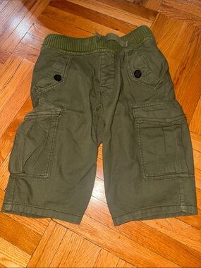 Zara Boys Olive Cargo Shorts - Casual Pocket Utility size 8-9